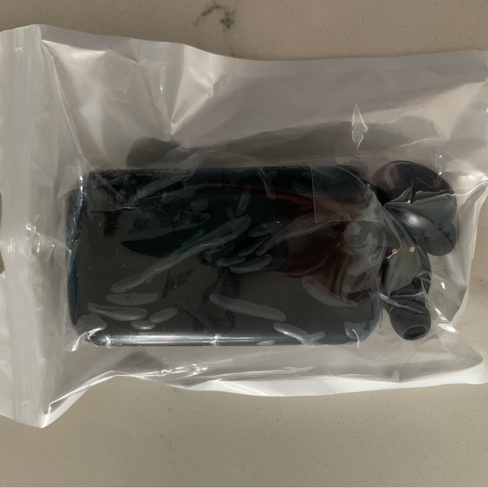 Black Wireless Earbuds with Charging Case - Picture 3 of 3